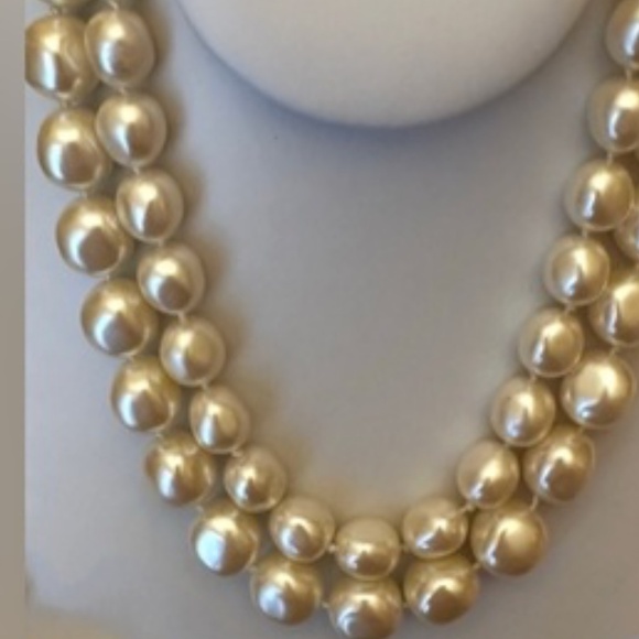 Carolee Original Necklace Romantic Faux Rich Double strand Pearl Necklace Unisex - Picture 11 of 11